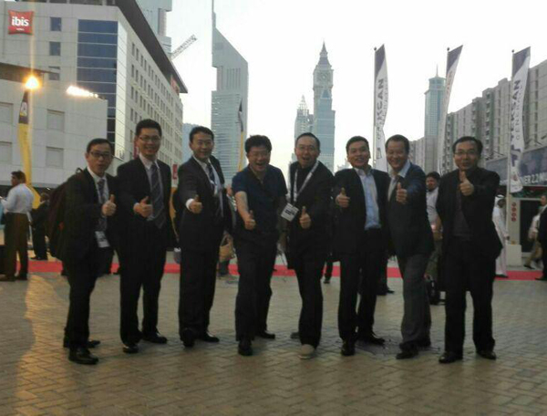 金莎9001zz以诚为本电气EvoTec产品亮相2015中东电力展---迪拜展